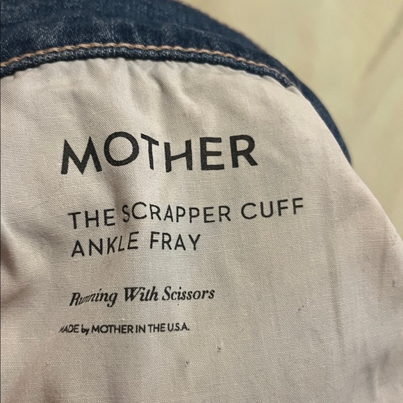 MOTHER SUPERIOR The Scrapper Cuff Ankle Fray in Running with Scissors